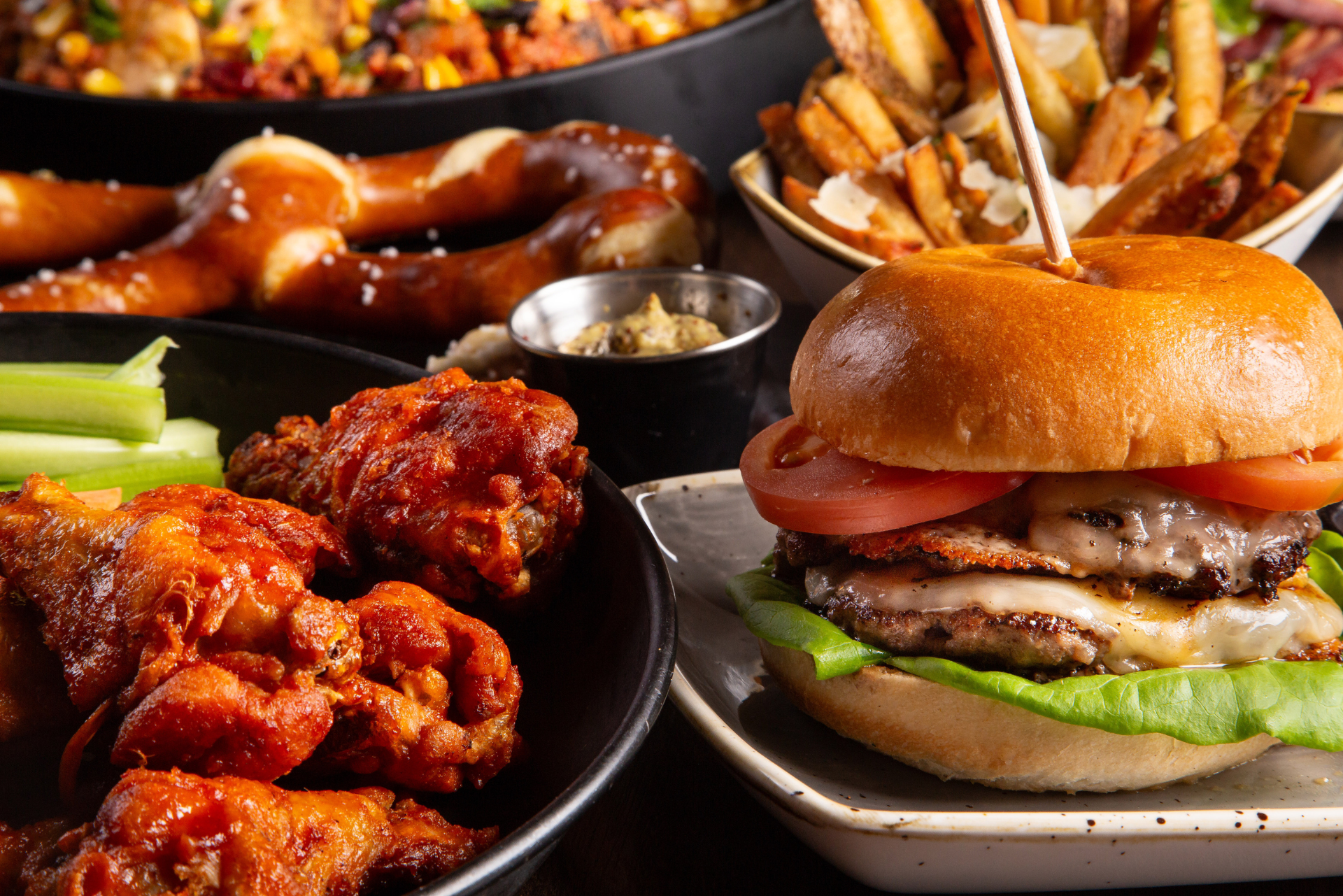 OVERTIME Sports Lounge